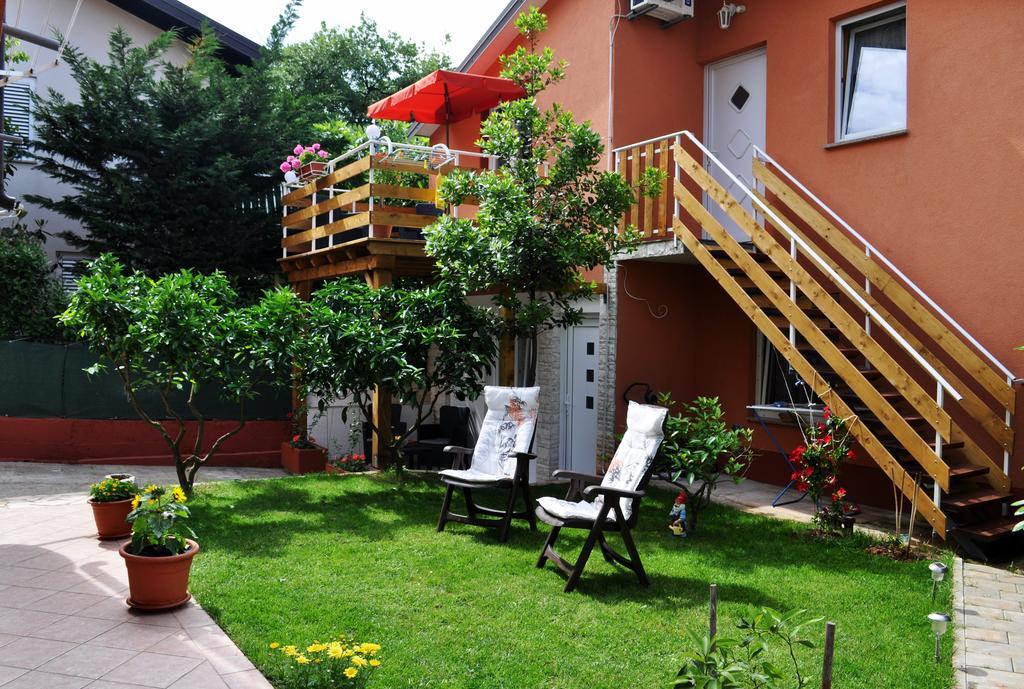 Apartments Val 乌马格 客房 照片